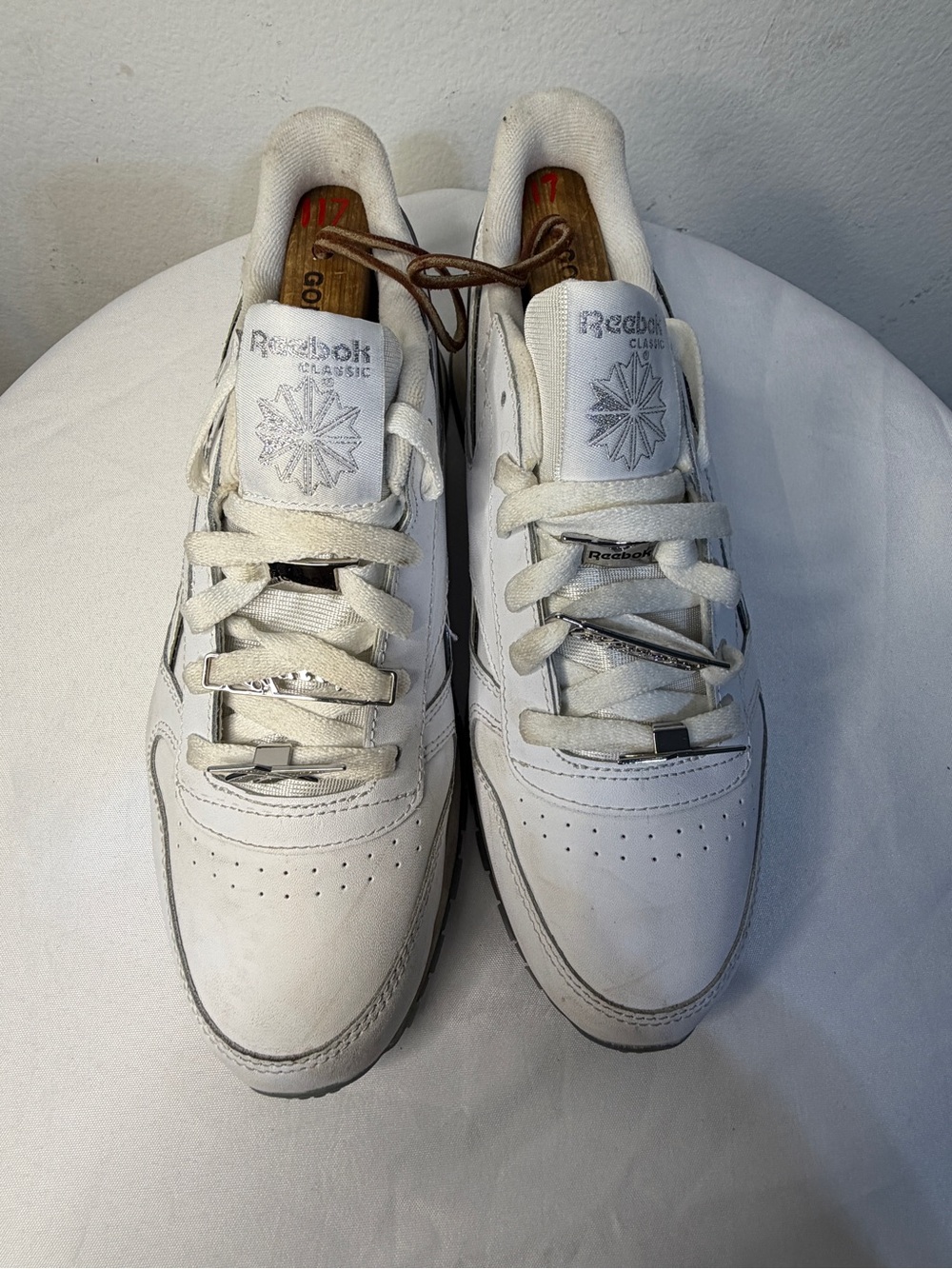 Reebok Men’s White Leather Low-Top Sneakers